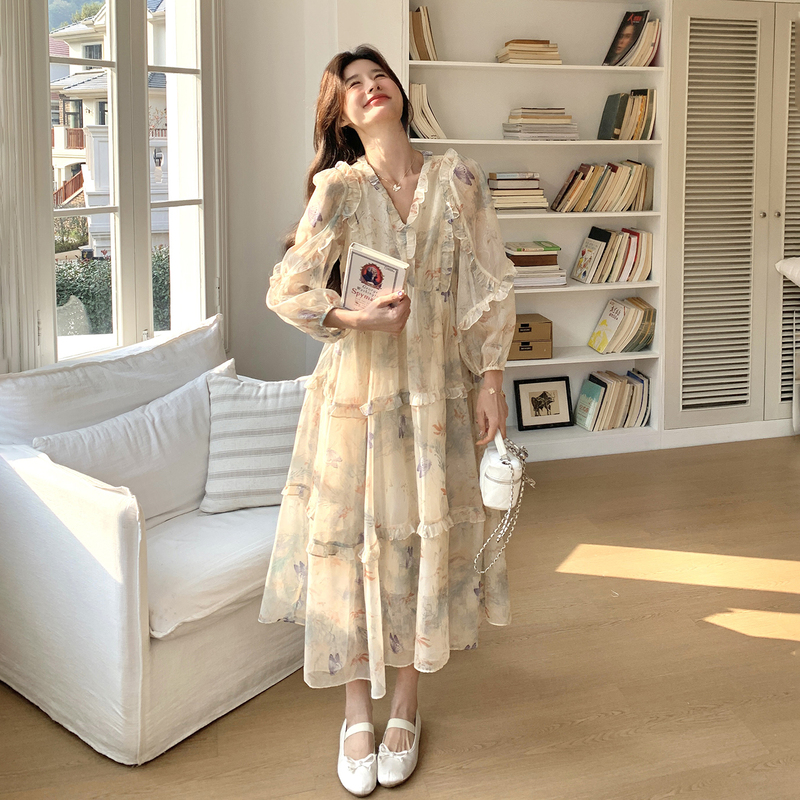 Beige French Pastoral Style Dress for Women 2026 Spring New Mid-Length Lace Lazy Style Floral Dress