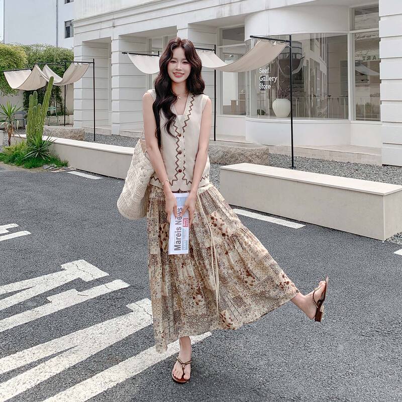 Khaki Fashionable Retro Literary Style Embroidered Vest Suit Summer Printed Skirt Two-Piece Set 2026 New Style