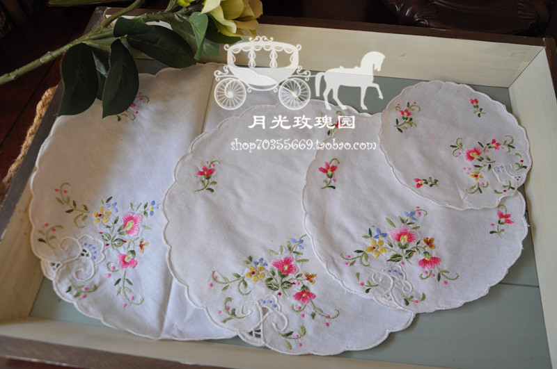 (Moonlight Rose Garden in March)Exquisite Chaozhou embroidery color embroidery handmade vase mat Afternoon tea mat coaster