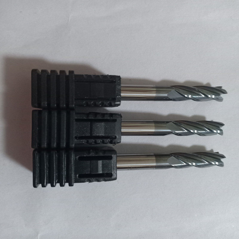 Taiwan 4-blade tungsten steel milling cutter tungsten steel alloy universal milling cutter CNC tool cnc machining center D4 0 end mill