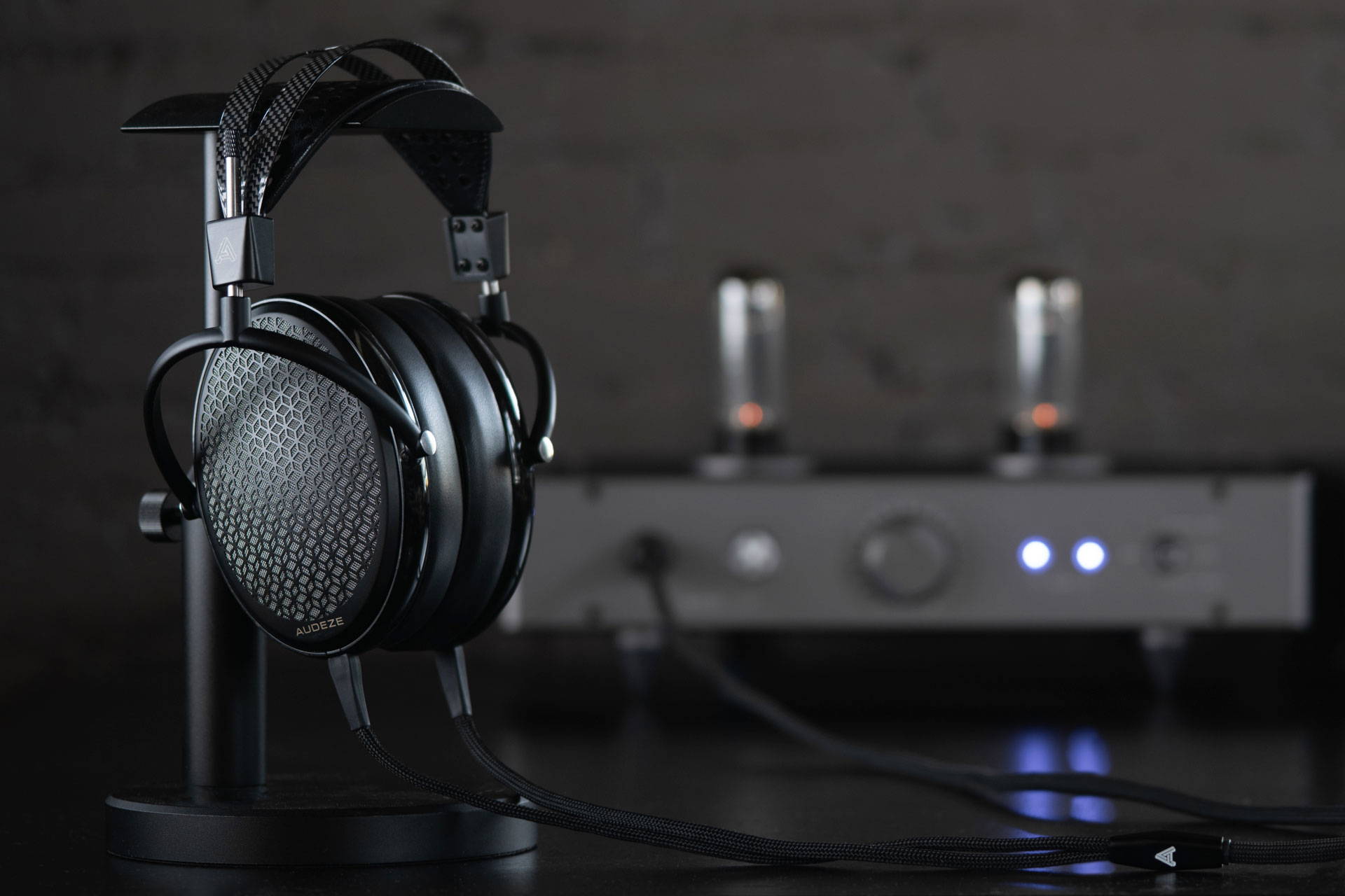 Audeze/奥帝兹CRBN旗舰级发烧HIFI碳纤维头戴式静电有线耳机国行插图2