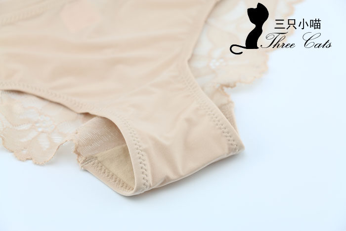 Slip jeunesse en soie Ice - Ref 645243 Image 28