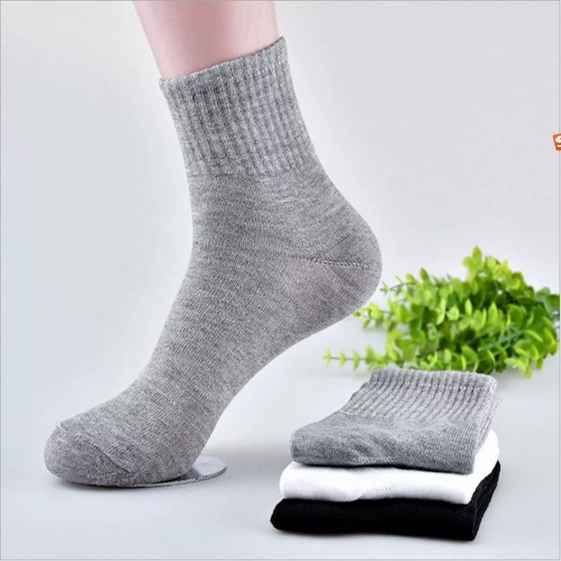 [30 đôi giá đặc biệt] Vớ nam bốn mùa thể thao màu đen và trắng xám đồng màu vớ kinh doanh vớ thể thao vớ ngâm chân - Vớ thể thao