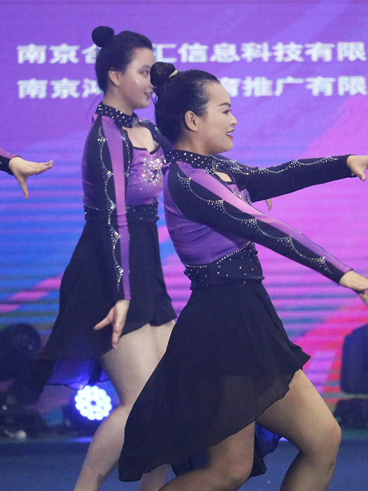 Customised cheerleader Costume Cheerleader to play competitive bodybuilding Aerobatics Clothing Dance Suit 23 New Pine Men-Taobao