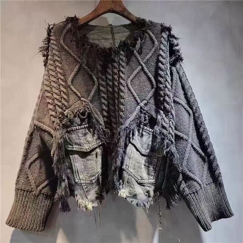 2026 Spring and Autumn Design Denim Patchwork Knitted Pullover Sweater for Women, Loose Fit, Washed and Distressed Top, Trendy Shirt 2026 Spring and Autumn Design Denim Patchwork Knitted Pullover Sweater for Women, Loose Fit, Washed and Distressed Top, Trendy Shirt