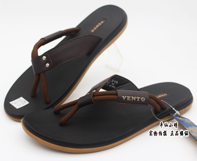 Vietnam imported Ben Rabbit men's one-word slippers beach outdoor sandals Korean tide drag full rubber sole