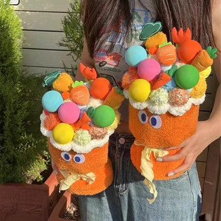 Kreativer karotten-puppenstrauß, fertiger cartoon-blumen-peripherie-stern jagt stützstrauß, geburtstags- und valentinstagsgeschenk