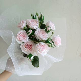 Love at first sight rose 4-head moisturizing artificial flower