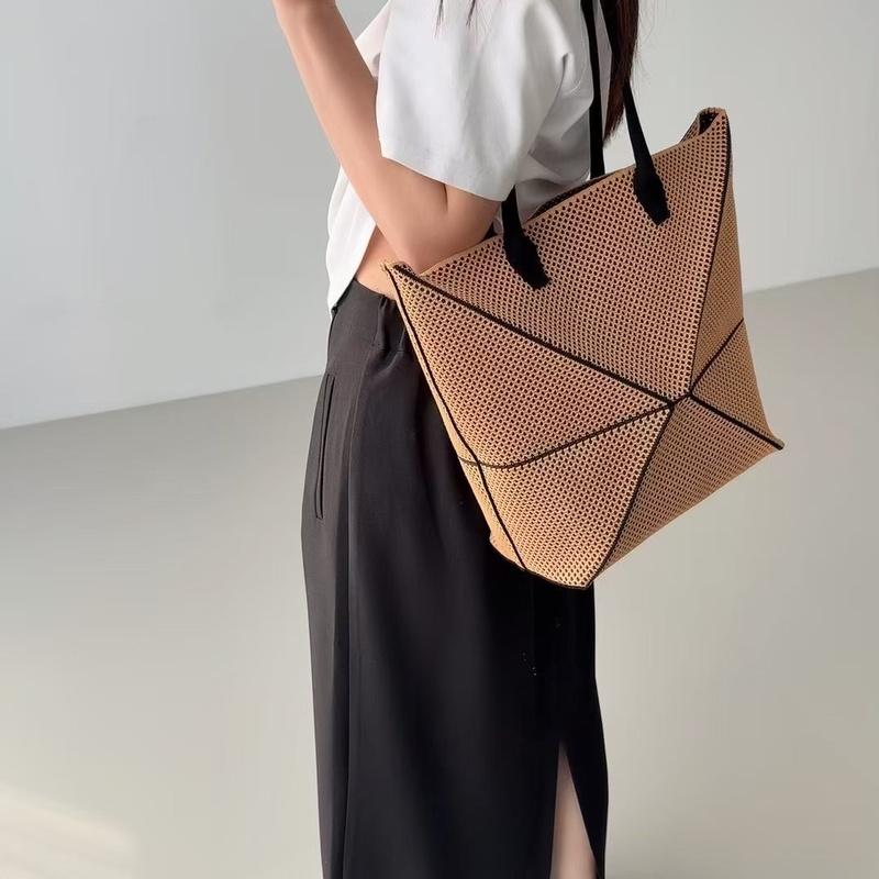 Korean Product Glog Fashionable Versatile Rhombus-Shaped Shoulder Bag for Commuting and Casual Use, Foldable and Transformable Bag, High-End 039