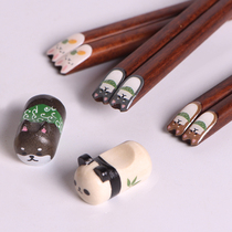 Japan imported cute cute cat rabbit cartoon Shiba inu solid wood chopsticks chopsticks holder household Japanese childrens chopsticks holder