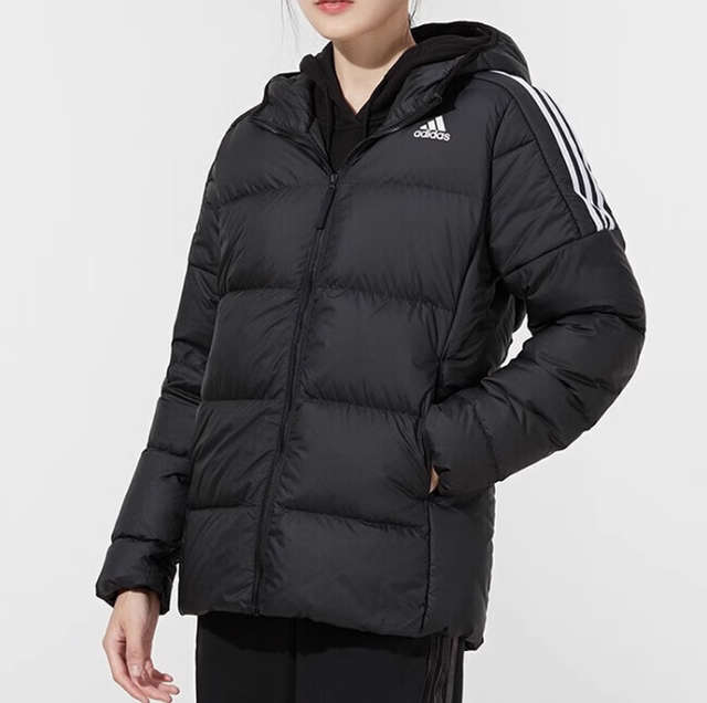 Adidas Casual Down Jacket ຂອງແມ່ຍິງ 2023 ລະດູຮ້ອນຊຸດກິລາໃໝ່ທີ່ອົບອຸ່ນແລະສະດວກສະບາຍ Jacket GT9175