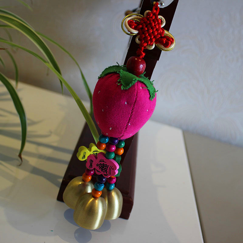 Ethnic style fabric strawberry pendant handmade wind chime anti-theft bell creative car bag hanging children's bedroom decorations