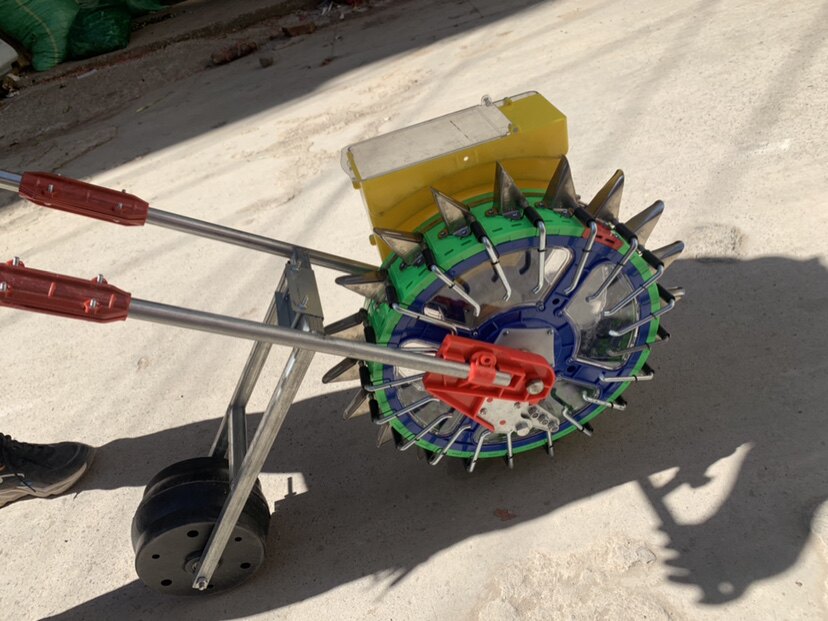 Pea seeder 20 mouth handpush soybean corn peanut sorghum grain grain vegetable medicine multi - functional seeder