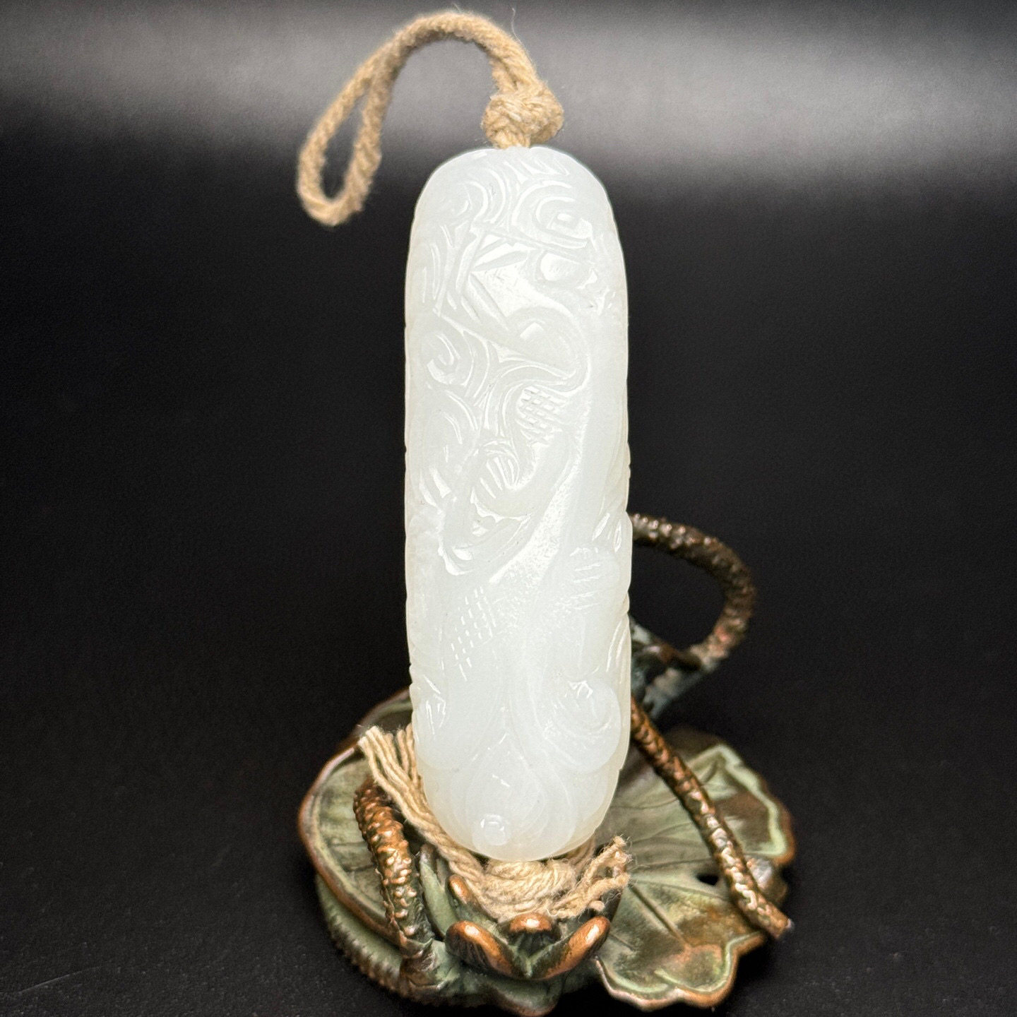 清代天然和田玉子冈牌玉佩挂件老玉和田玉浮雕人物子冈玉牌文玩