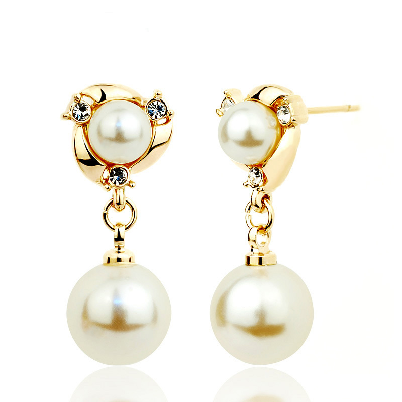 Korean version of simple imitation pearl earrings women without ear pierced ear clip high-grade sense of French antique moving ear jewelry