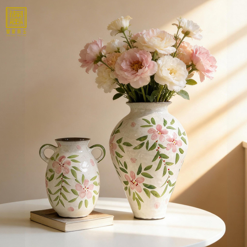 New Chinese-Style Hand-Painted Ceramic Vase for Homestay and Home Decor, Vintage High-End Artistic Living Room Flower Arrangement and Dried Flower Vessel Ornament New Chinese-Style Hand-Painted Ceramic Vase for Homestay and Home Decor, Vintage High-End Artistic Living Room Flower Arrangement and Dried Flower Vessel Ornament