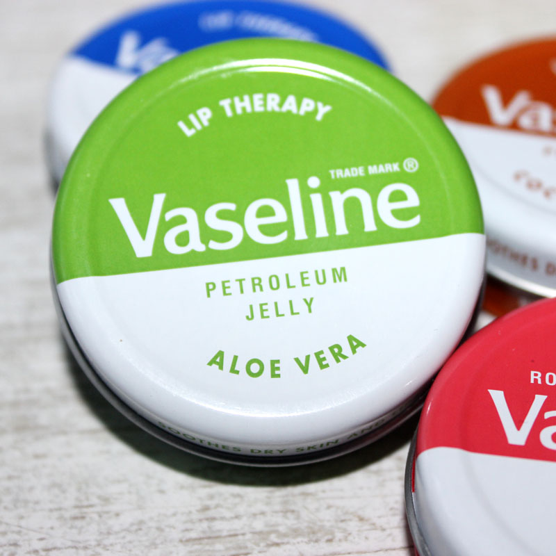 英国正品Vaseline凡士林润唇膏护唇膏滋润保湿防干裂淡化唇色20g