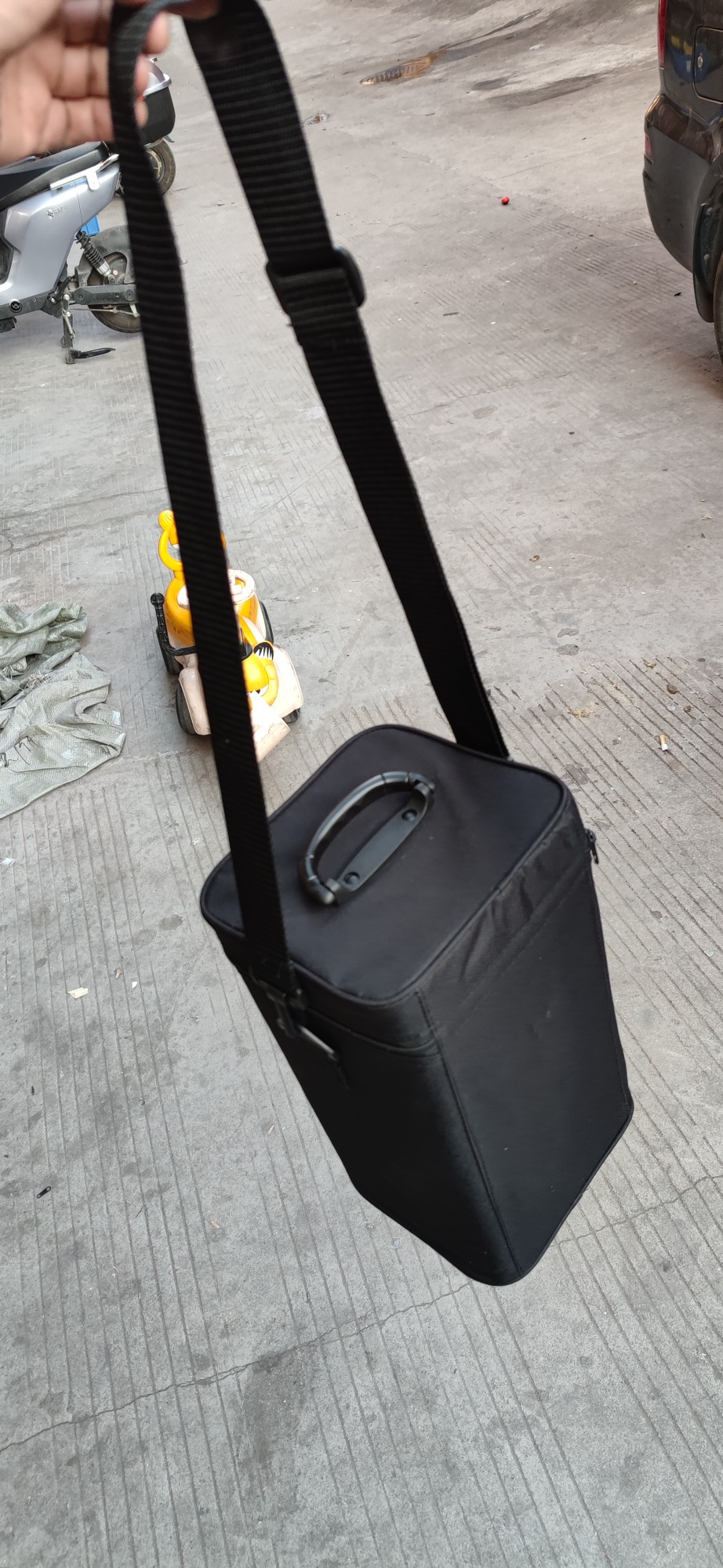 保护精密视野：宝视德显微镜硬壳多功能手提箱