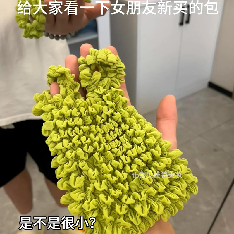 こんなに小さなバッグにこんなにたくさんのものが入るのでしょうか?大容量の伸縮式マジックバッグ、ポータブルで環境に優しいショッピングバッグ