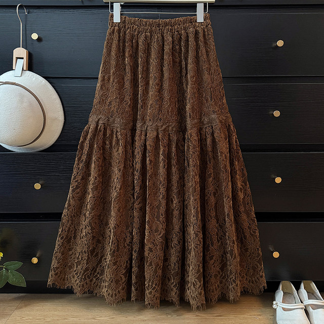 French Elegant Hollow Hook Lace Skirt Women's Autumn 2025 High Waist A-Line Pleat Loose Swing Skirt