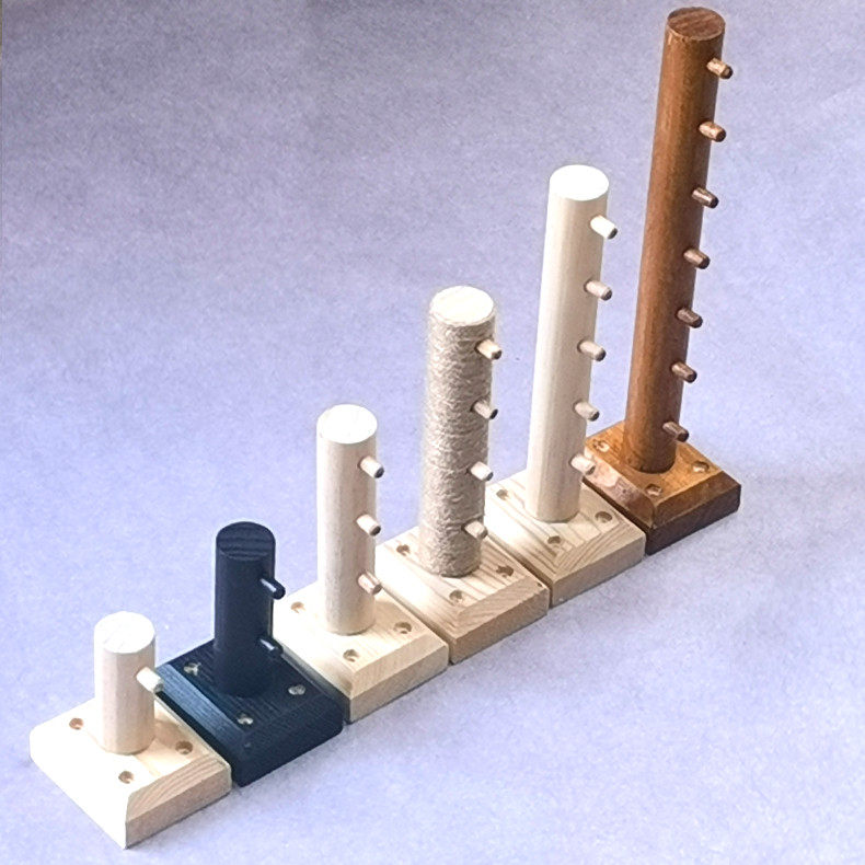 Clothing store hook solid wood retro wall hanging clothes rack is hanging women's and children's clothing store wall single hook display stand