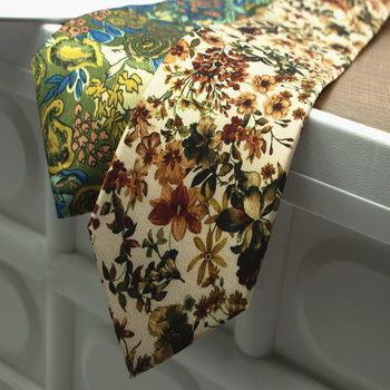 Oil Painting Series Floral Print Vintage Mysterious Pattern Men's and Women's Casual Tie Wedding Stage Coffee Color Yellow