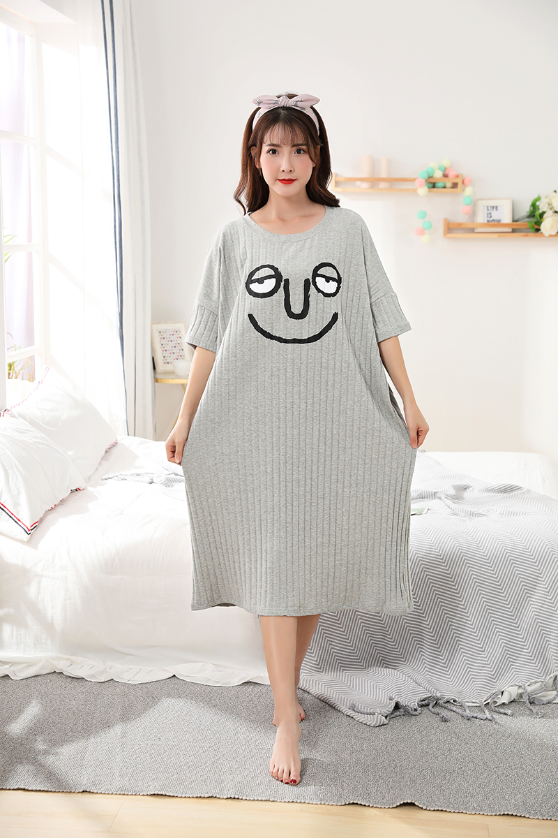 Phiên bản tiếng Hàn của áo ngủ ngắn tay mùa hè XL mới dành cho phụ nữ mang thai 200 pounds chất béo mm váy sát nách