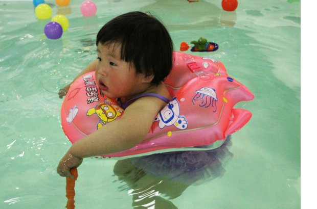 Dày trẻ sơ sinh bơi vòng bé nách 0-5 tuổi trẻ nổi vòng đôi phao cứu sinh bơm hơi - Cao su nổi phao bơi cho bé 2 tuổi