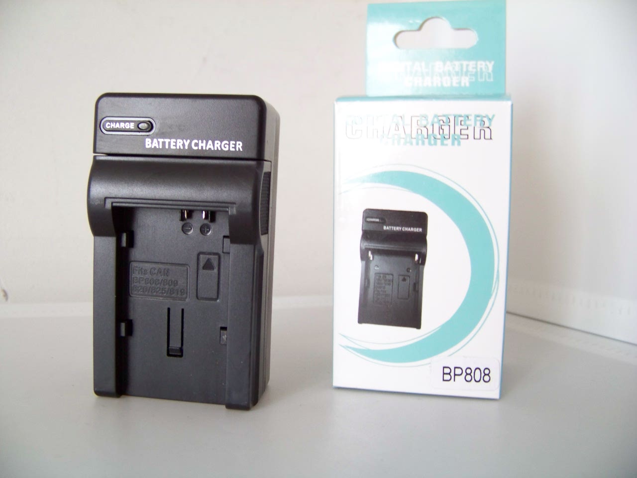Suitable for Canon DV camera BP-808 battery seat charger FS200 100 21 306 406 FS46
