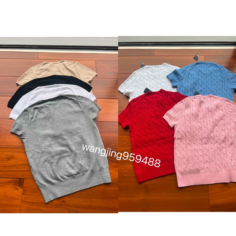He Is Different. Two Types: New Flower Round-Neck Short-Sleeve Shirt and Solid Color Pima Cotton Short-Sleeve Shirt He Is Different. Two Types: New Flower Round-Neck Short-Sleeve Shirt and Solid Color Pima Cotton Short-Sleeve Shirt