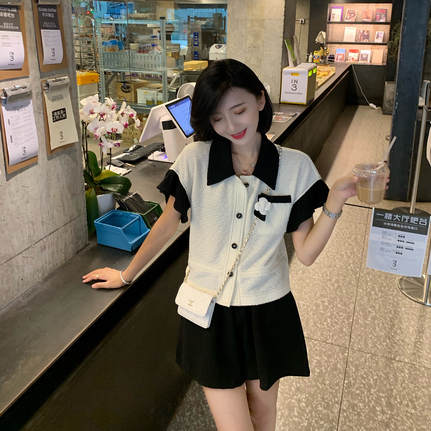 tina polo leads short sleeves t shirts summer fashion decreased temperament pie black and white coloured small fragrance tops