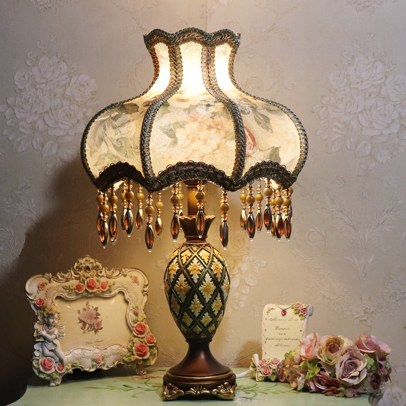 American Country European Palace Retro Pastoral Scent Lace Table Lamp Bedside Lamp Room Lamp Table Lamp
