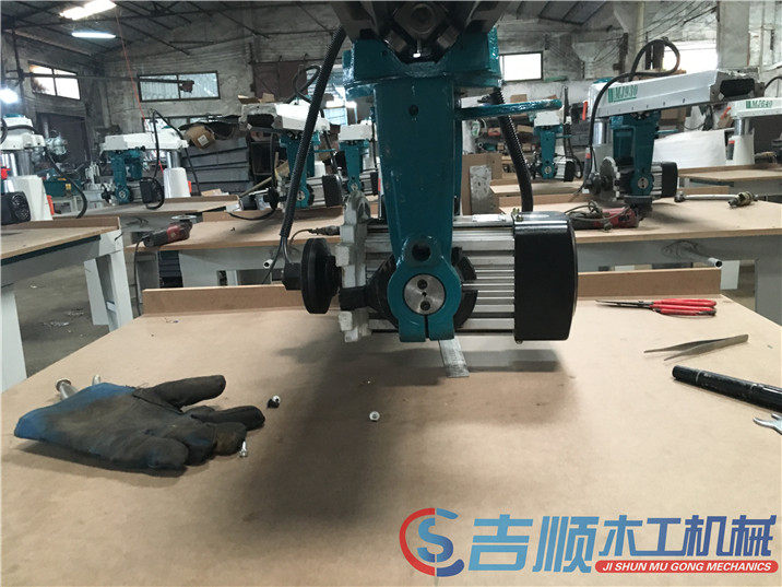 木工拉锯,木工推拉锯 - 伤感说说吧