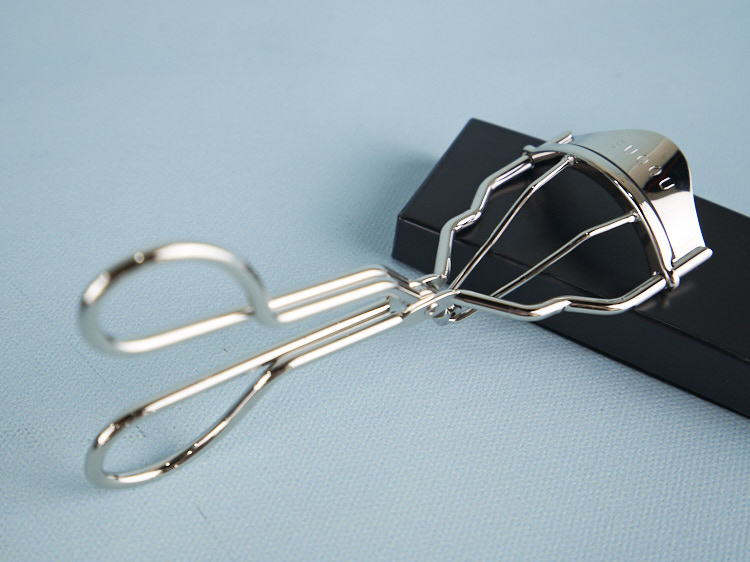 (time-limited ex-gratia) Japanese version SUQQU mascara lasting roll of sunflower ciliary hair clip with 2 substitutions