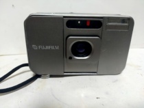 Price leaked: Fujifilm TIARA flash works the appearance is dented and the lens is missing