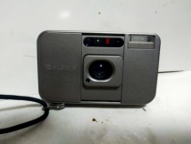 Price leaked: Fujifilm TIARA flash works with power. The appearance is as shown in the picture. There are three lenses.