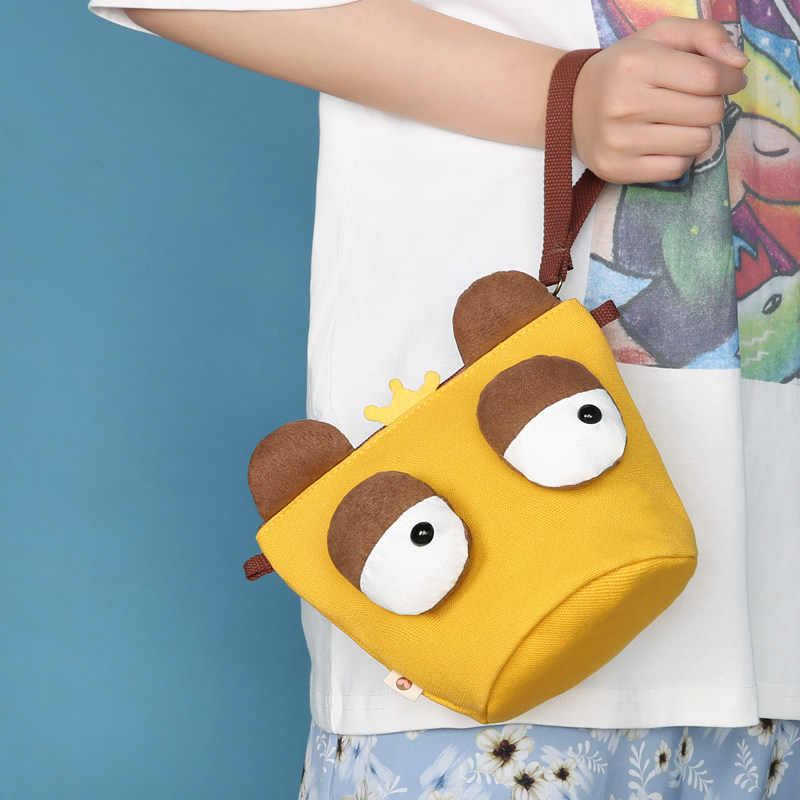 Three-color patch original funny bear net red bucket bag female one-shoulder girl Mori small bag cute student cross-body bag