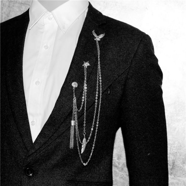 [壹 号] Nhật Bản và Hàn Quốc phổ biến phù hợp với chuỗi trâm cài áo ban nhạc punk ca sĩ phụ kiện biểu diễn phổ biến cài áo
