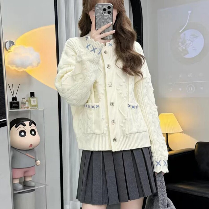 Round Neck Cable Knit Sweater Cardigan for Women, Autumn and Winter 2026 New Style, Loose and Lazy Style, Thickened Knit Outerwear Round Neck Cable Knit Sweater Cardigan for Women, Autumn and Winter 2026 New Style, Loose and Lazy Style, Thickened Knit Outerwear