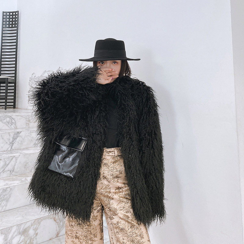 Plush jacket woman 2019 new imitation beach wool with long version of wool wool loose wool jacket plus cotton jacket woman