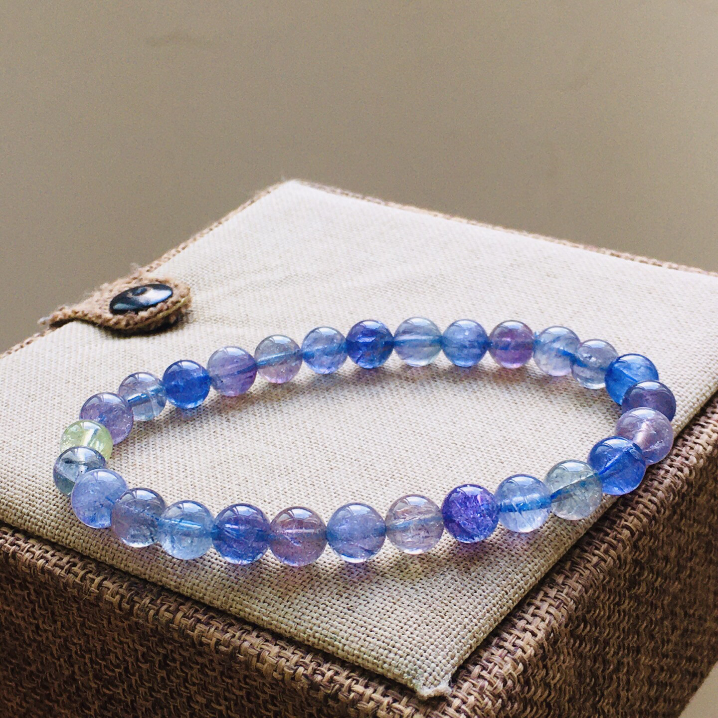 天然タンザナイトブレスレット：マルチカラーのウォーターメロンタンザナイト、ツートーンタンザナイト、リッチでアイスカラー