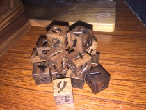 Black walnut color dice sieve Digital dice Solid wood handmade fun super detailed and exquisite fun recommended
