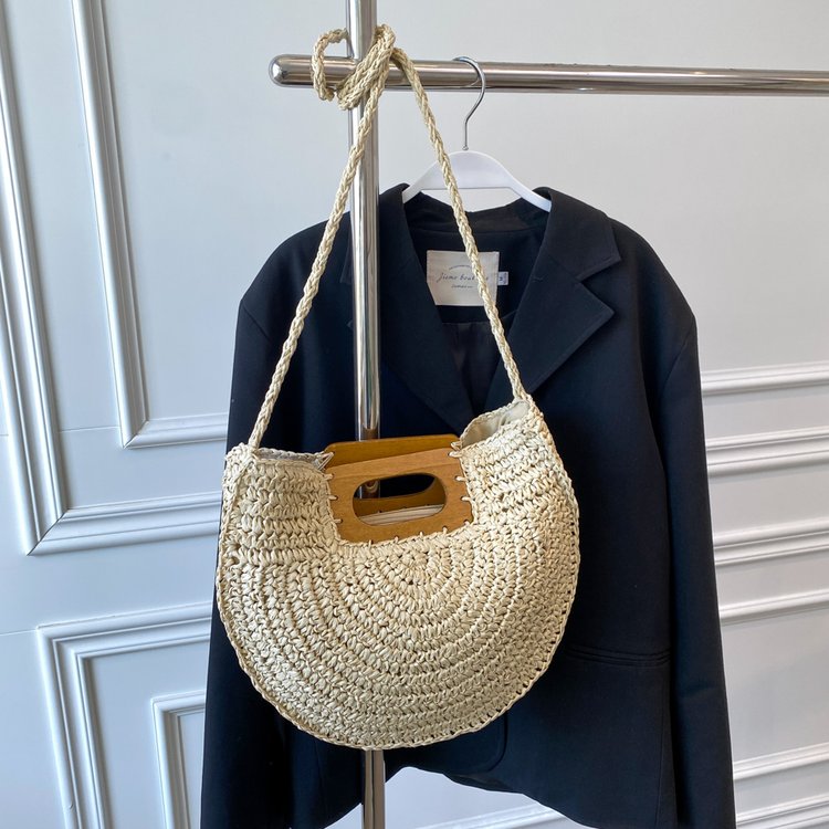 Straw Solid Color Vacation Weave Soft Surface Oval Zipper Straw Bag display picture 5