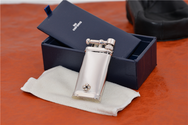 German imports Sillems cross anchor pure silver glossy 1188 gold silver striped smoke bucket lighter 