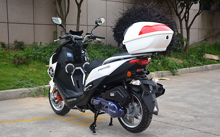 Hàng nhái Yamaha FORCE155 post kệ ngớ ngẩn smax thế hệ thứ hai - Xe máy Sopiler khung đuôi xe vision