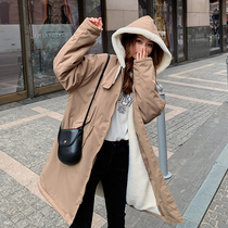 Winter lamb wool stitching hooded cotton clothes womens long style plus velvet Port wind tooling cotton jacket loose student coat tide