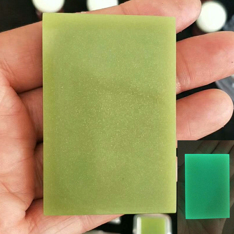 Natural luminous stone safe brand green luminous stone raw stone Strontium boroaluminate luminous hanging safety brand jade pendant