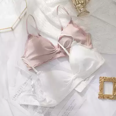 Underwear women's thin section, big chest, small underwear set, incognito girls gather, no rims, small bras, collect breasts, summer