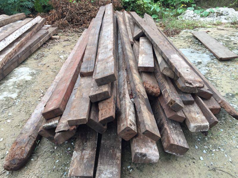 6-year-old store Tieli wood square material grid wood Tokyo wood solid wood mahogany furniture materials ancient wood factory outlet