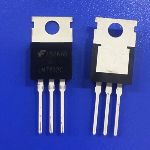 Оригинальный импортный LM7812CT LM7812C L7812 TO220 12V Линейный регулятор Прямой вставка